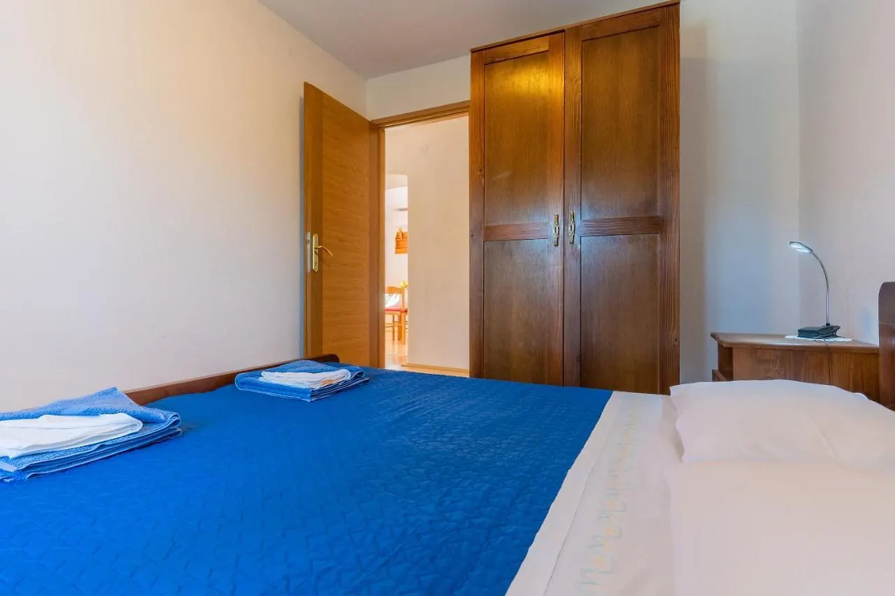 Apartment Apartmani Valun1